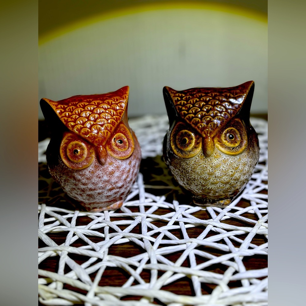 Owl figurines. See pics for measurements. No chips or cracks
